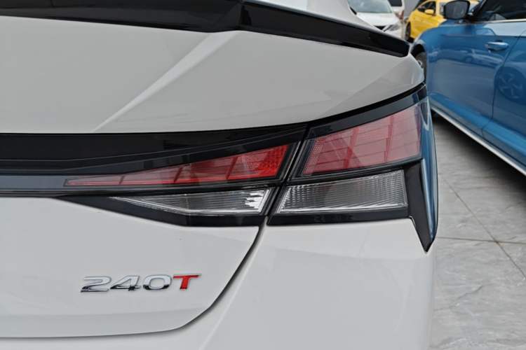 Used Hyundai Elantra 2021 240TGDi DCT GLX Elite Edition Right Rear Taillight