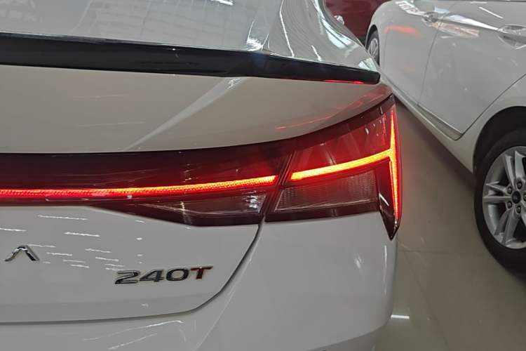 Used Hyundai Elantra 2021 240TGDi DCT LUX Prestige Edition Right Rear Taillight