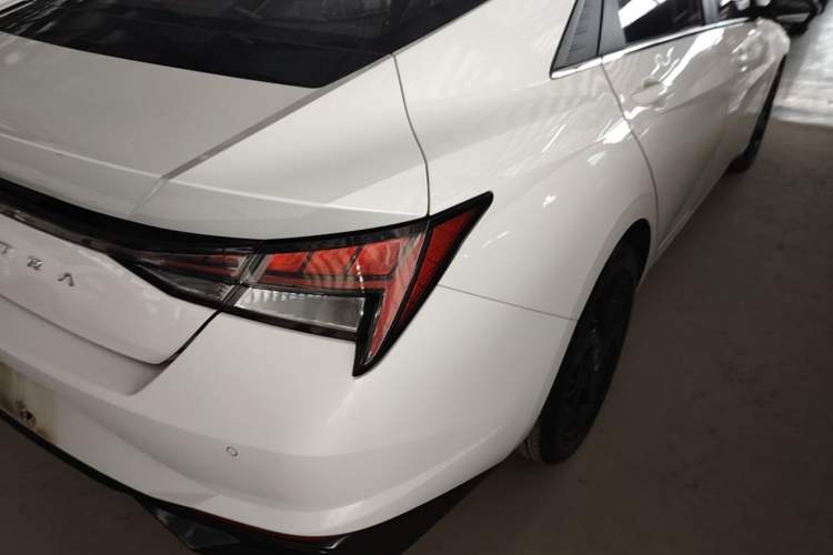 Used Hyundai Elantra 2021 1.5L CVT GLX Elite Edition Right Rear Taillight