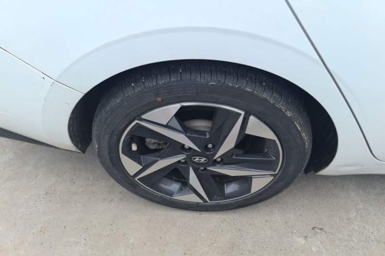 Used Hyundai Elantra 2021 1.5L CVT GLX Elite Edition Right Rear Wheel Hub