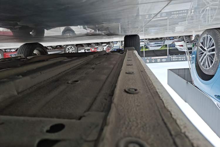 Used Hyundai Elantra 2021 240TGDi DCT GLX Elite Edition Right Side Sill