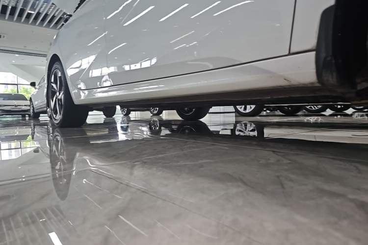 Used Hyundai Elantra 2021 1.5L CVT TOP Flagship Edition Right Side Sill