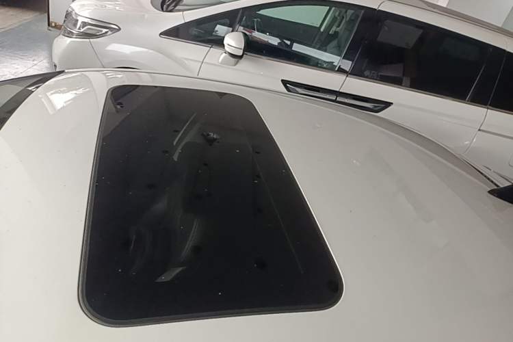 Used Hyundai Elantra 2021 1.5L CVT GLX Elite Edition Roof