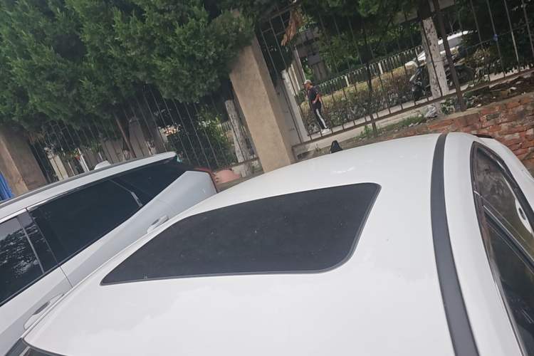 Used Hyundai Elantra 2021 1.5L CVT LUX Prestige Edition Roof