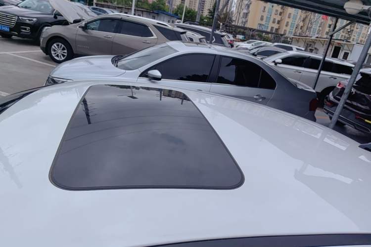 Used Hyundai Elantra 2021 1.5L CVT GLX Elite Edition Roof
