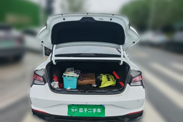 Used Hyundai Elantra 2021 1.5L CVT LUX Prestige Edition Trunk
