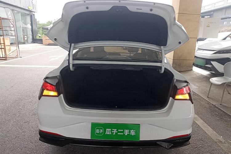 Used Hyundai Elantra 2021 1.5L CVT GLX Elite Edition Trunk