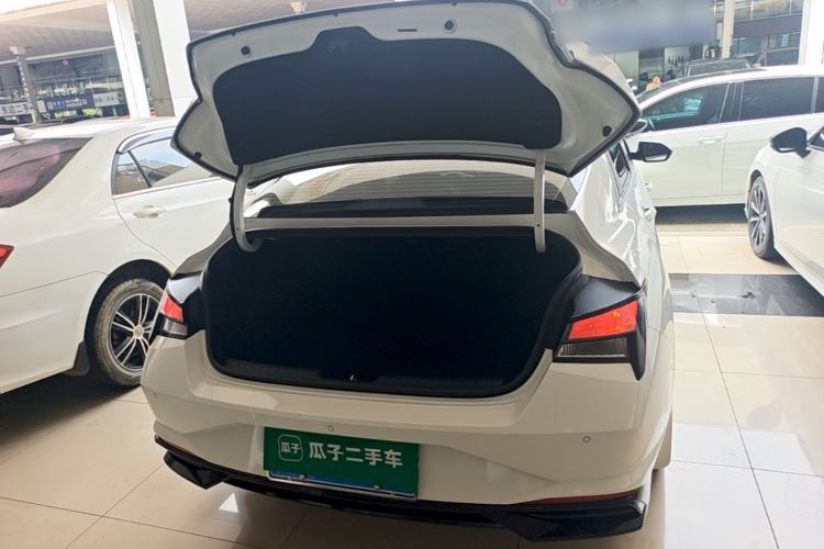 Used Hyundai Elantra 2021 1.5L CVT GLX Elite Edition Trunk