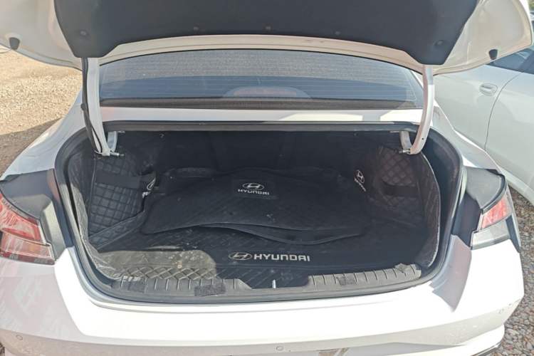 Used Hyundai Elantra 2021 1.5L CVT GLX Elite Edition Trunk
