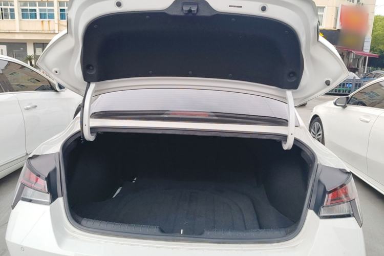 Used Hyundai Elantra 2021 1.5L CVT LUX Prestige Edition Trunk