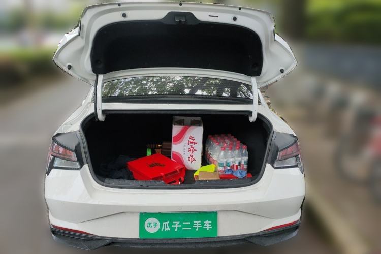 Used Hyundai Elantra 2021 1.5L CVT LUX Prestige Edition Trunk