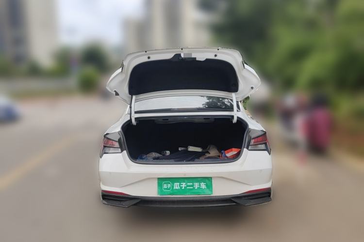 Used Hyundai Elantra 2021 1.5L CVT LUX Prestige Edition Trunk