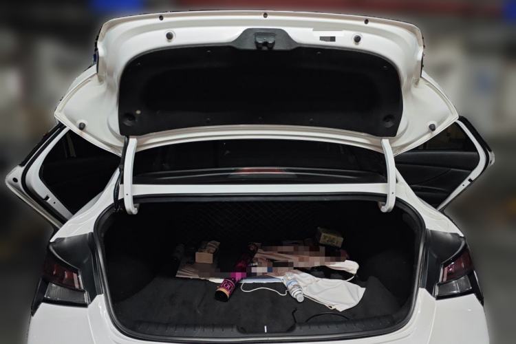 Used Hyundai Elantra 2021 1.5L CVT LUX Prestige Edition Trunk