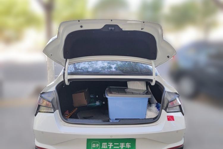 Used Hyundai Elantra 2021 1.5L CVT LUX Prestige Edition Trunk