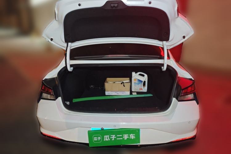 Used Hyundai Elantra 2021 1.5L CVT LUX Prestige Edition Trunk