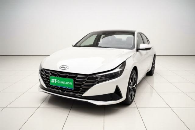 Ojetý Hyundai Elantra 2021 1.5L CVT GLX Elite Edition