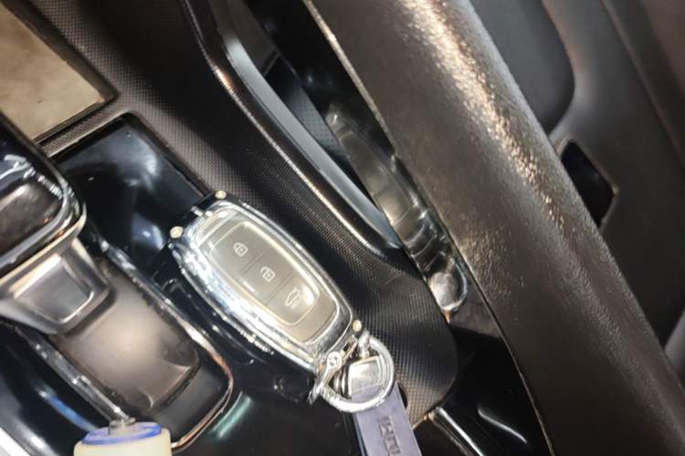 Used Hyundai Elantra 2021 1.5L CVT LUX Prestige Edition Vehicle Key