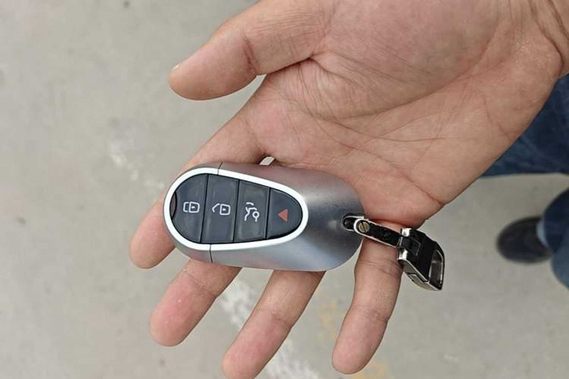 Used Hyundai Elantra 2021 1.5L CVT LUX Prestige Edition Vehicle Key