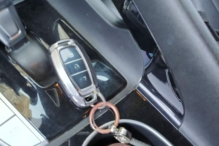Used Hyundai Elantra 2021 1.5L CVT LUX Prestige Edition Vehicle Key