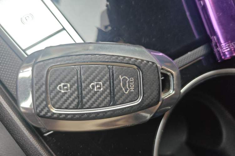 Used Hyundai Elantra 2021 1.5L CVT LUX Prestige Edition Vehicle Key