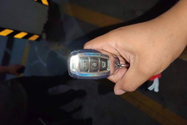 Used Hyundai Elantra 2021 1.5L CVT LUX Prestige Edition Vehicle Key