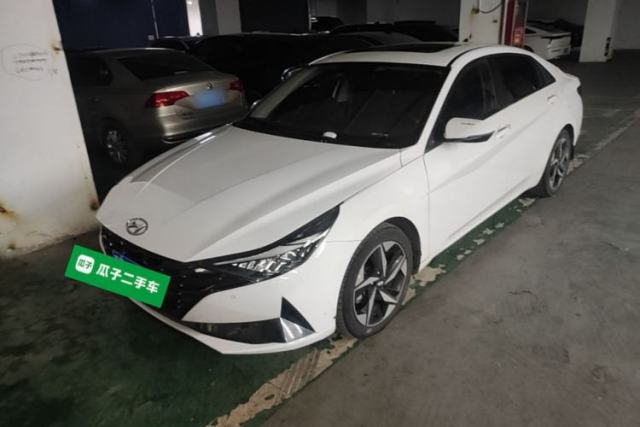Used Hyundai Elantra 2021 1.5L CVT LUX Prestige Edition