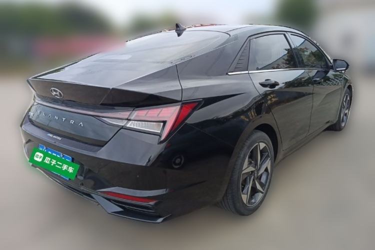 Used Hyundai Elantra 2022 1.5L CVT LUX Prestige Edition Rear Right 45 Deg
