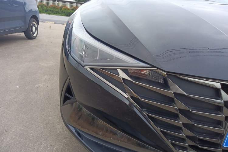 Used Hyundai Elantra 2022 1.5L CVT LUX Prestige Edition Right Front Headlight
