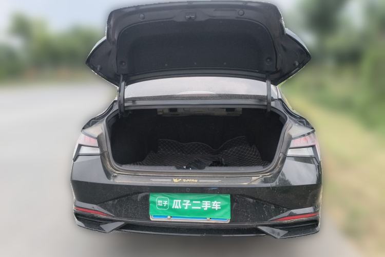 Used Hyundai Elantra 2022 1.5L CVT GLX Elite Edition Trunk