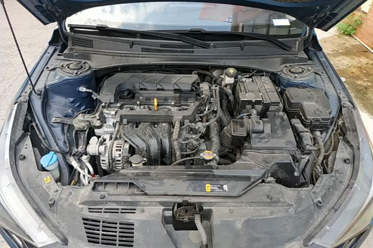 Used Hyundai Elantra 2022 1.5L CVT LUX Prestige Edition Engine Bay