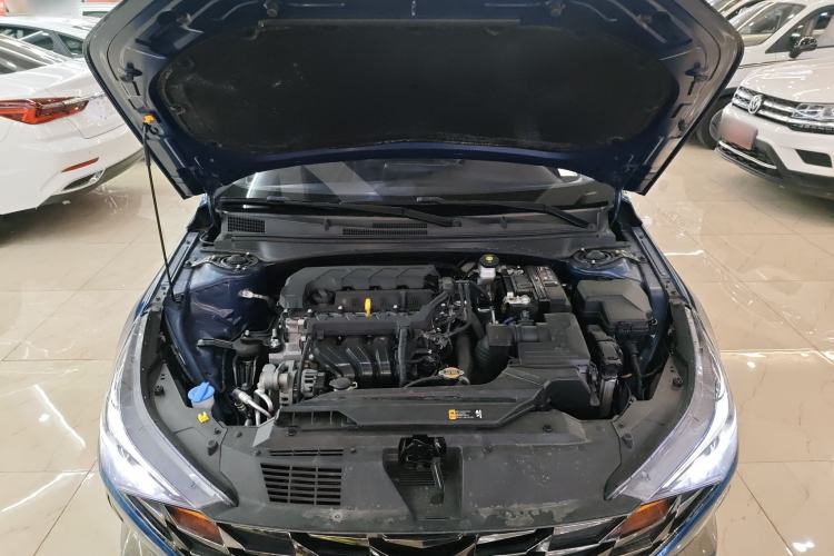 Used Hyundai Elantra 2022 1.5L CVT LUX Prestige Edition Engine Bay