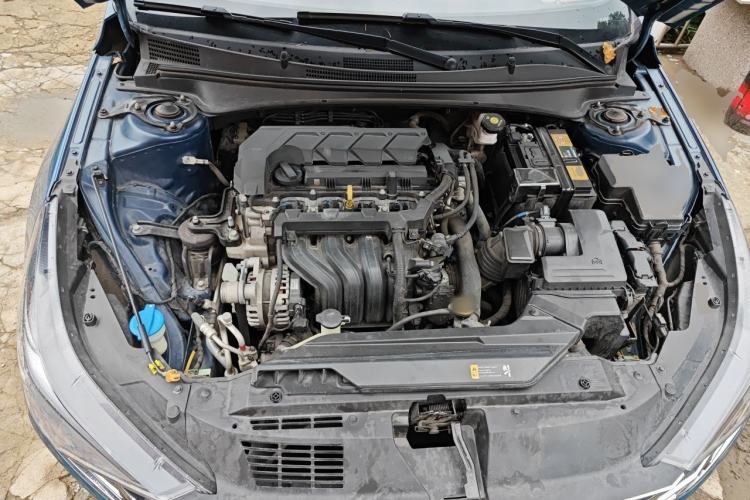 Used Hyundai Elantra 2022 1.5L CVT GLX Elite Edition Engine Bay