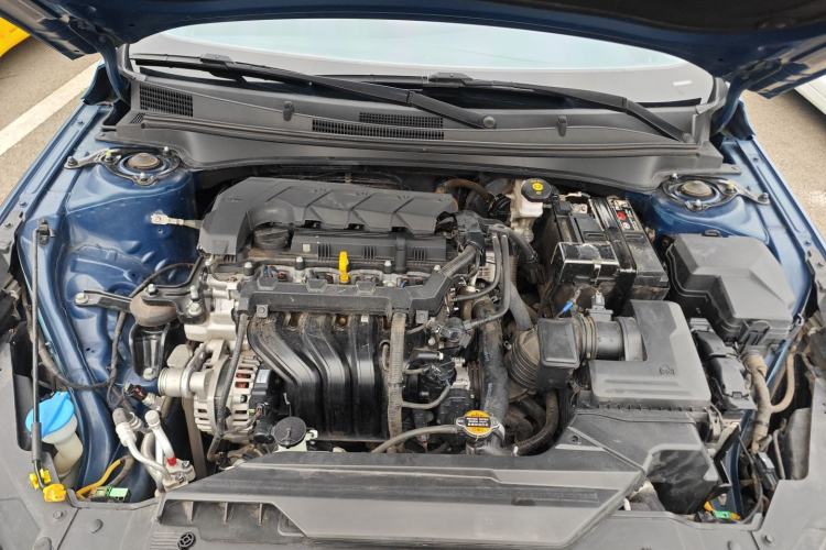 Used Hyundai Elantra 2022 1.5L CVT GLX Elite Edition Engine Bay