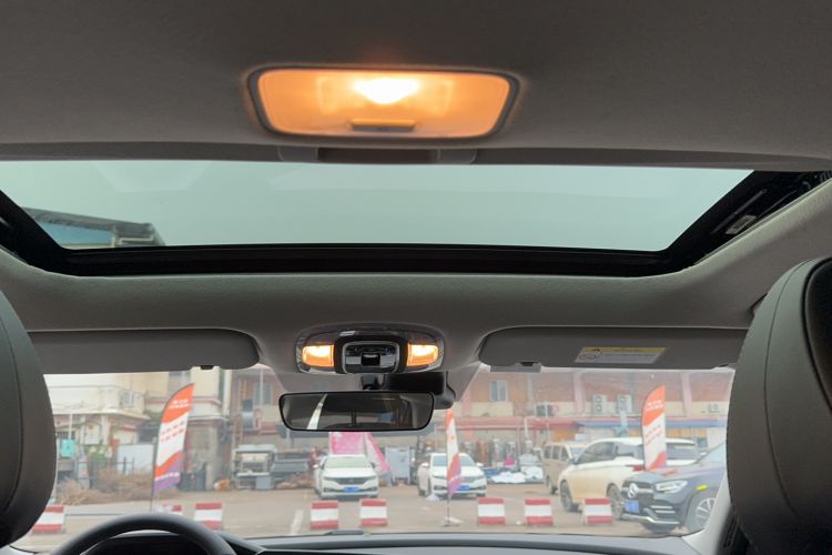 Used Hyundai Elantra 2022 1.5L CVT LUX Prestige Edition Headliner