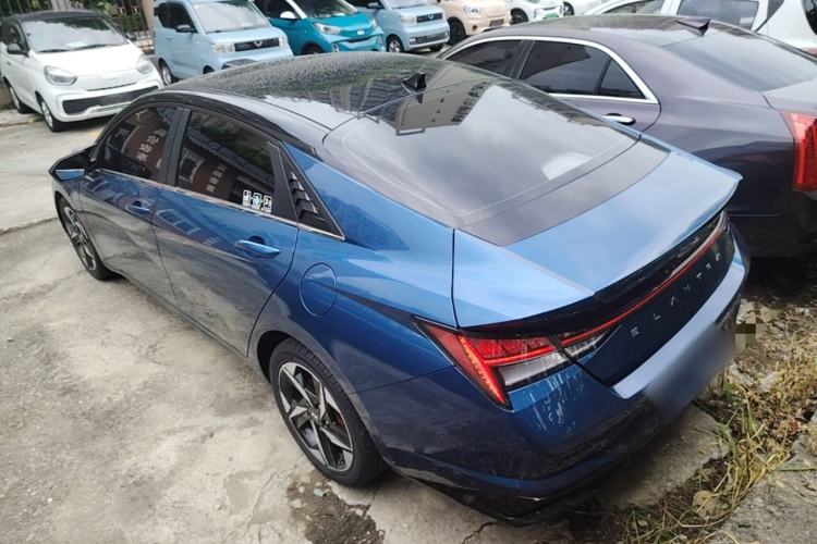 Used Hyundai Elantra 2022 1.5L CVT LUX Prestige Edition Rear Left 45 Deg