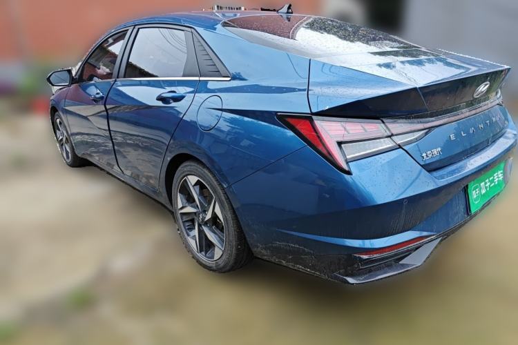 Used Hyundai Elantra 2022 1.5L CVT GLX Elite Edition Rear Left 45 Deg