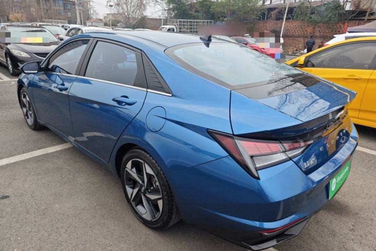 Used Hyundai Elantra 2022 1.5L CVT GLX Elite Edition Rear Left 45 Deg