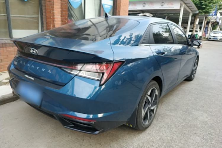 Used Hyundai Elantra 2022 1.5L CVT LUX Prestige Edition Rear Right 45 Deg