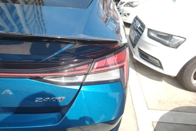 Used Hyundai Elantra 2022 240TGDi DCT LUX Prestige Edition Right Rear Taillight