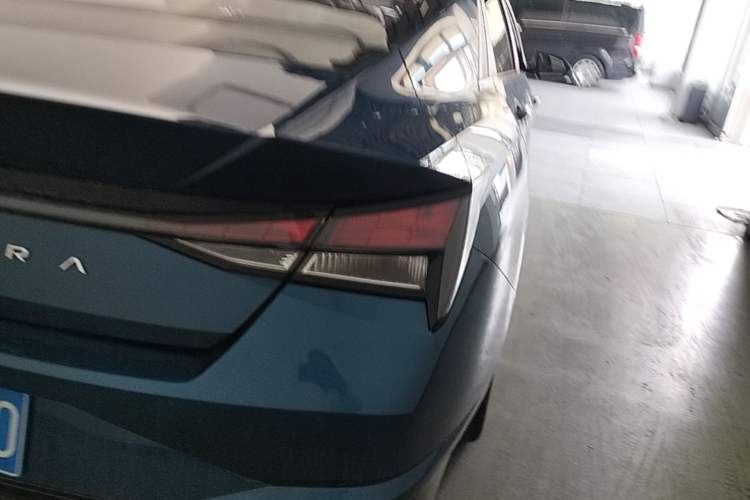 Used Hyundai Elantra 2022 1.5L CVT GLX Elite Edition Right Rear Taillight