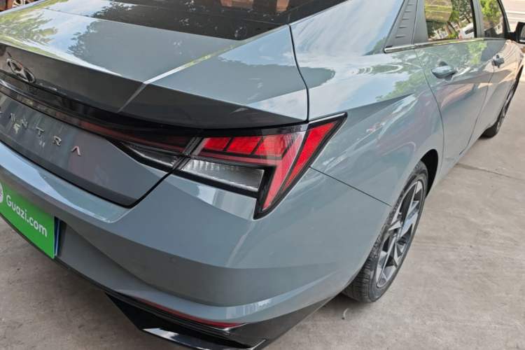 Used Hyundai Elantra 2022 1.5L CVT LUX Prestige Edition Right Rear Taillight