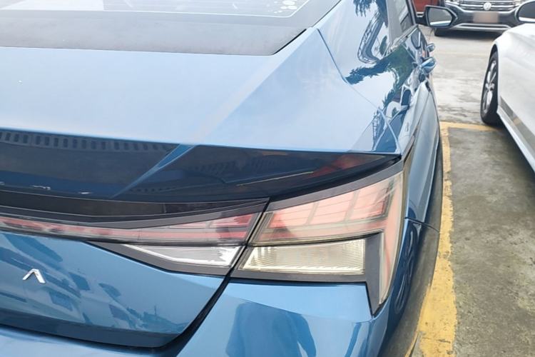 Used Hyundai Elantra 2022 1.5L CVT LUX Prestige Edition Right Rear Taillight