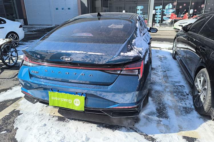 Used Hyundai Elantra 2022 1.5L CVT LUX Prestige Edition Right Rear Taillight