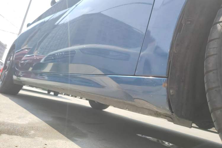 Used Hyundai Elantra 2022 240TGDi DCT LUX Prestige Edition Right Side Sill
