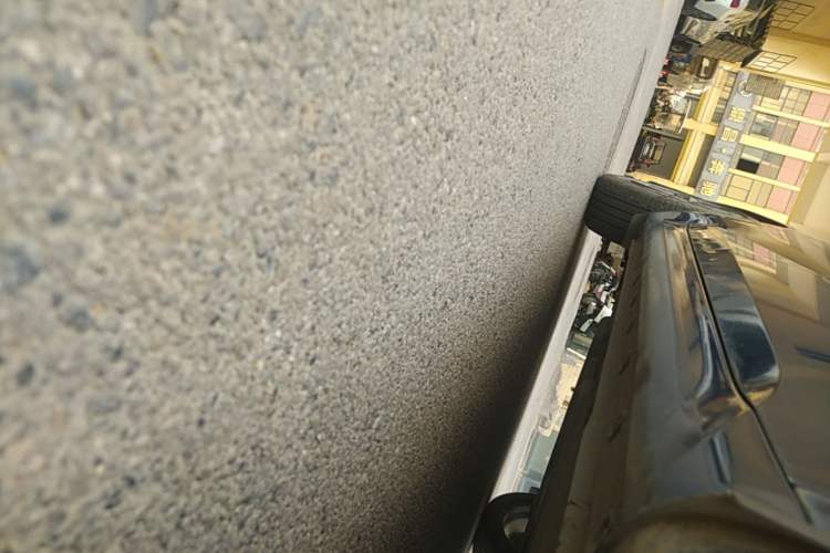 Used Hyundai Elantra 2022 1.5L CVT GLX Elite Edition Right Side Sill