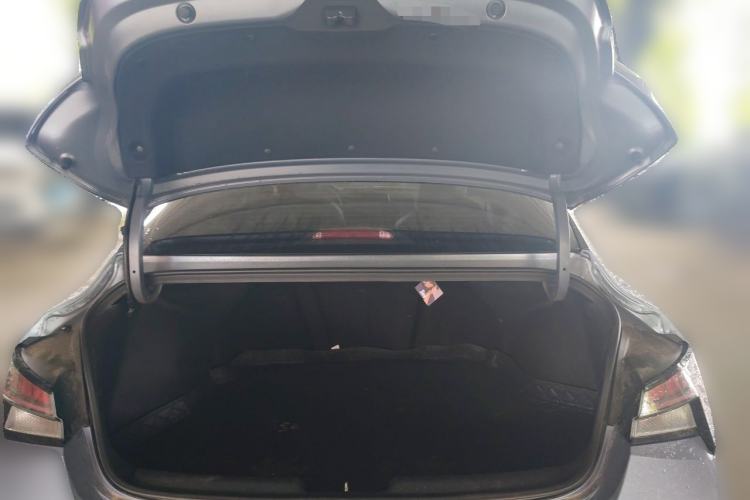 Used Hyundai Elantra 2022 1.5L CVT LUX Prestige Edition Trunk