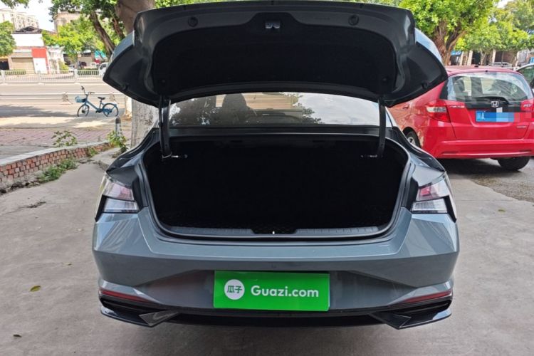 Used Hyundai Elantra 2022 1.5L CVT LUX Prestige Edition Trunk