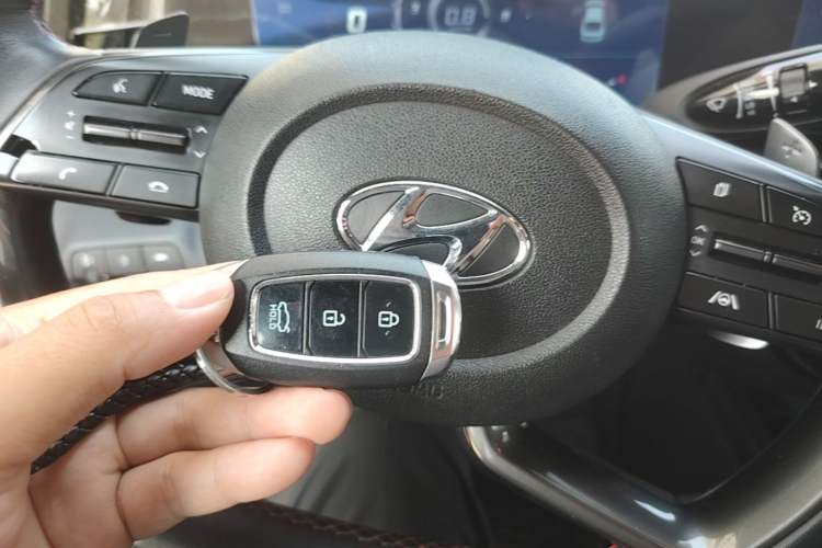 Used Hyundai Elantra 2022 240TGDi DCT LUX Prestige Edition Vehicle Key
