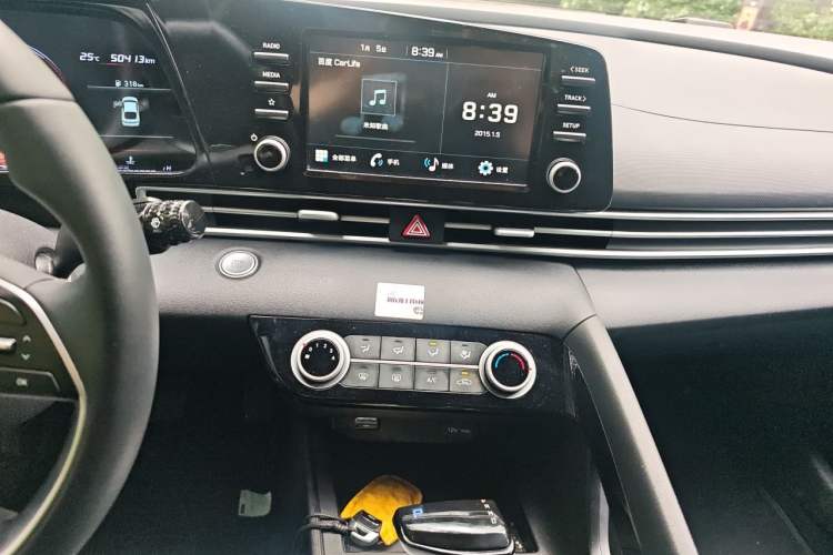 Used Hyundai Elantra 2022 240TGDi DCT GLX Elite Edition Audio And AC Panel