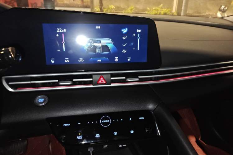 Used Hyundai Elantra 2022 1.5L CVT TOP Flagship Edition Audio And AC Panel